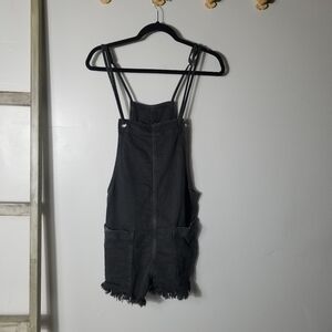 AERIE WOMEN'S BLACK OVERALL SHORTS ROMPER SIZE SMALL